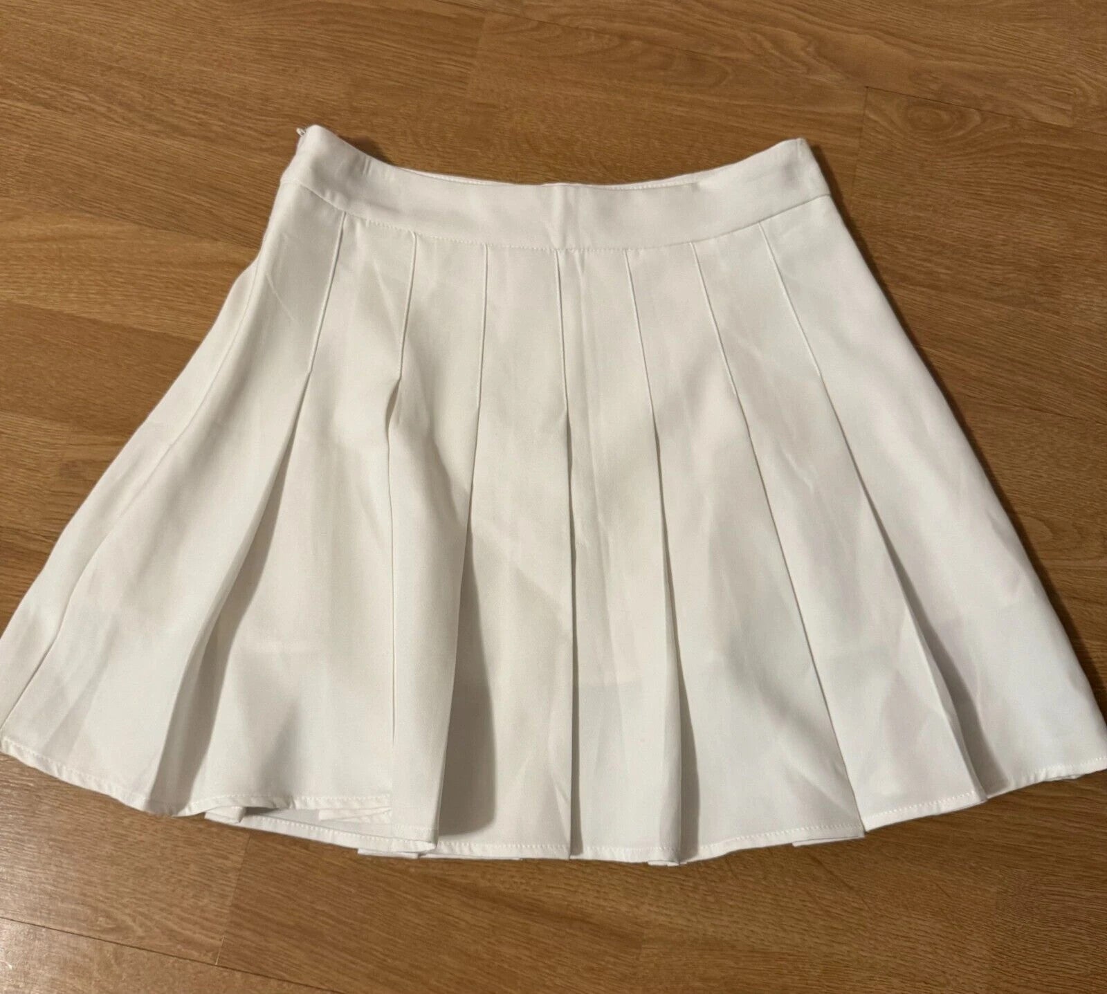 SheIn white short pleated skirt Size S