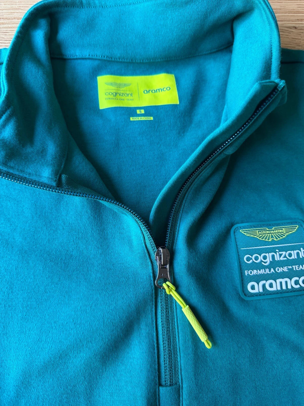 ARAMCO Aston Martin F1 Team Men's Size S 1/4 Zip Sweatshirt  Size S